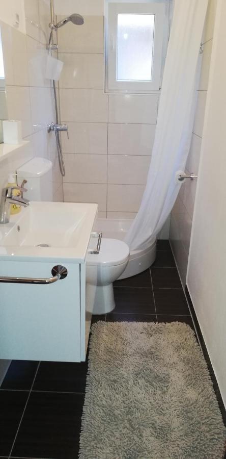 Apartman Emily, 6 Plus 2 Guests, Newly Refurbished Pula Zewnętrze zdjęcie